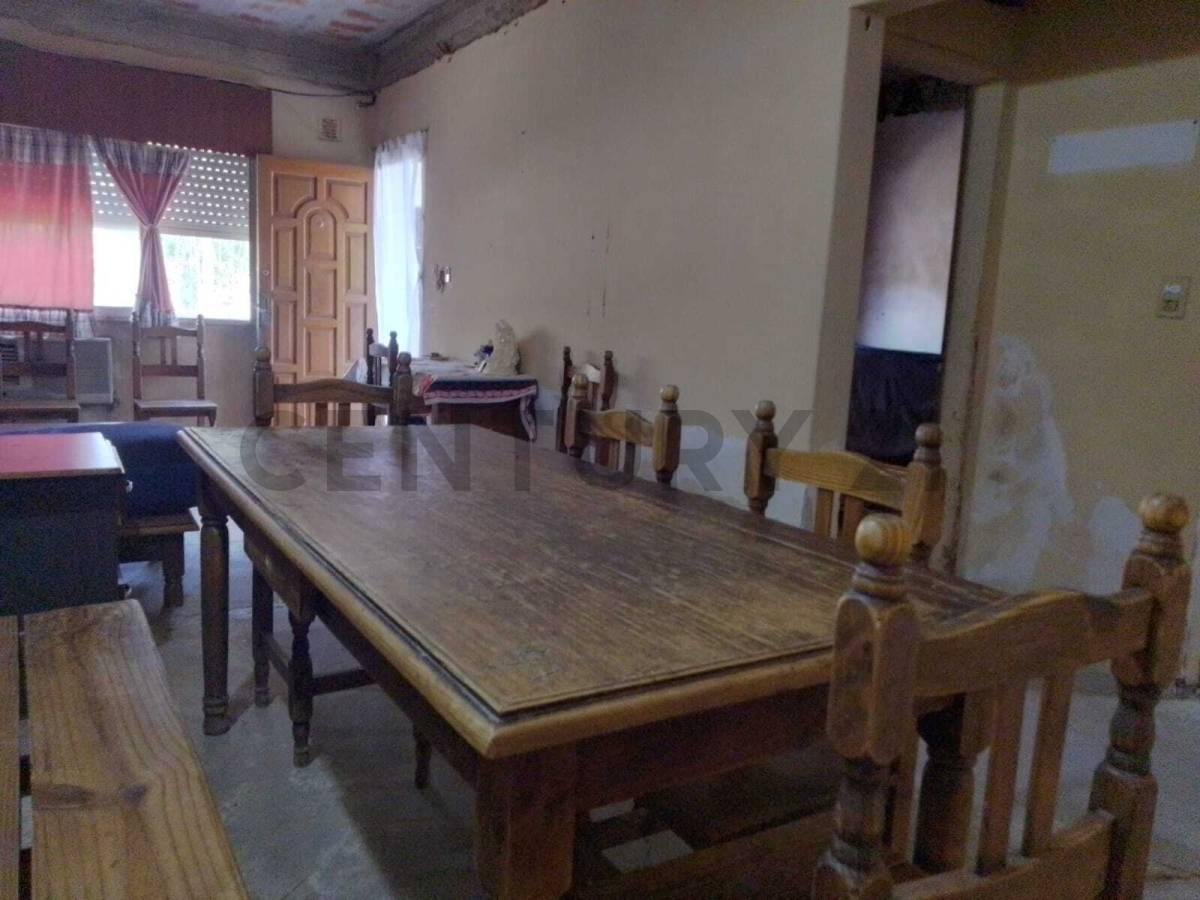 Casa 4 ambientes con jardín en Pontevedra, Partido de Merlo — foto 1