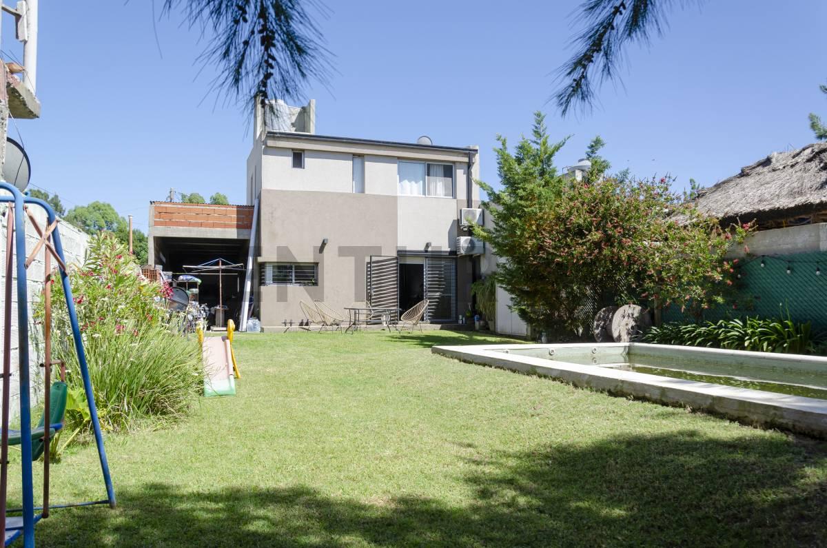 Casa 2 dormitorios en venta/permuta en Berisso (Los Talas) — foto 1