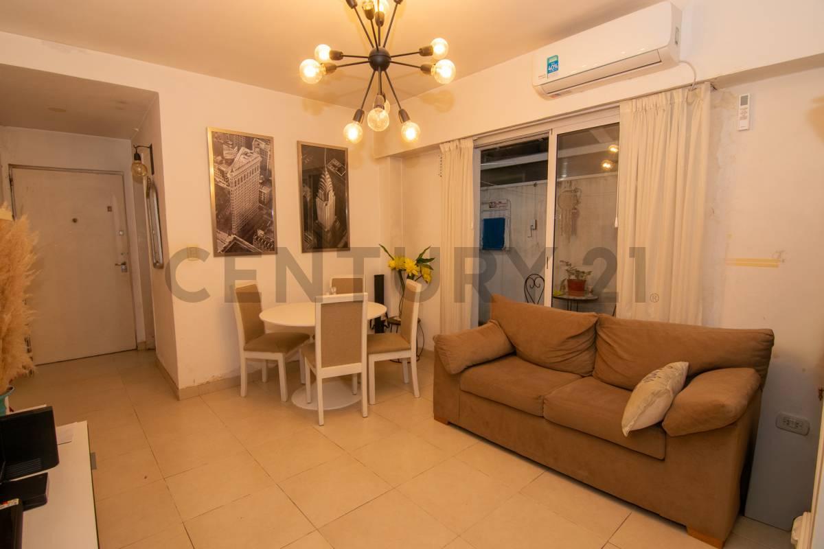 Departamento 2 ambientes con patio en Villa del Parque -Excelente ubicacion — foto 1