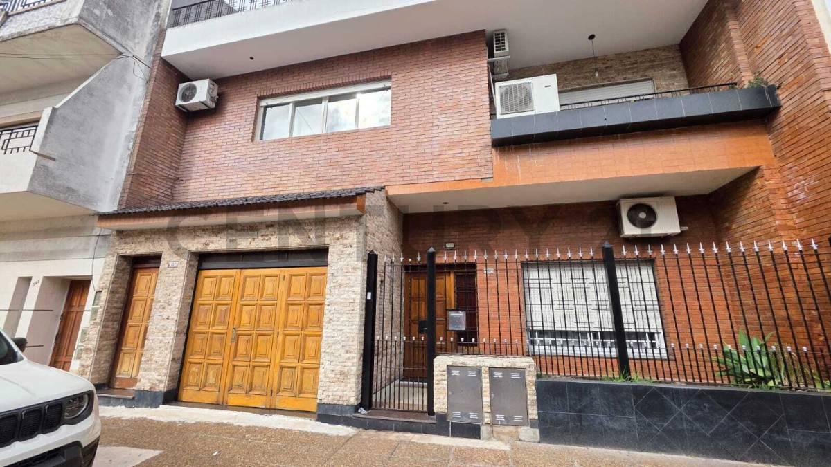 VENTA PH 4 ambientes con cochera, terraza y parrilla | Lomas del Mirador - Acepta permuta — foto 1