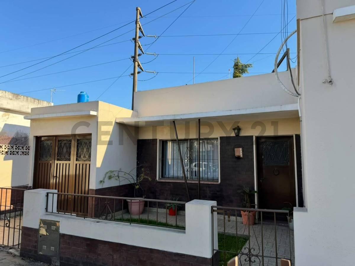 CASA EN VENTA 3 AMBIENTES EN ITUZAINGO NORTE - ACEPTA PERMUTA — foto 1