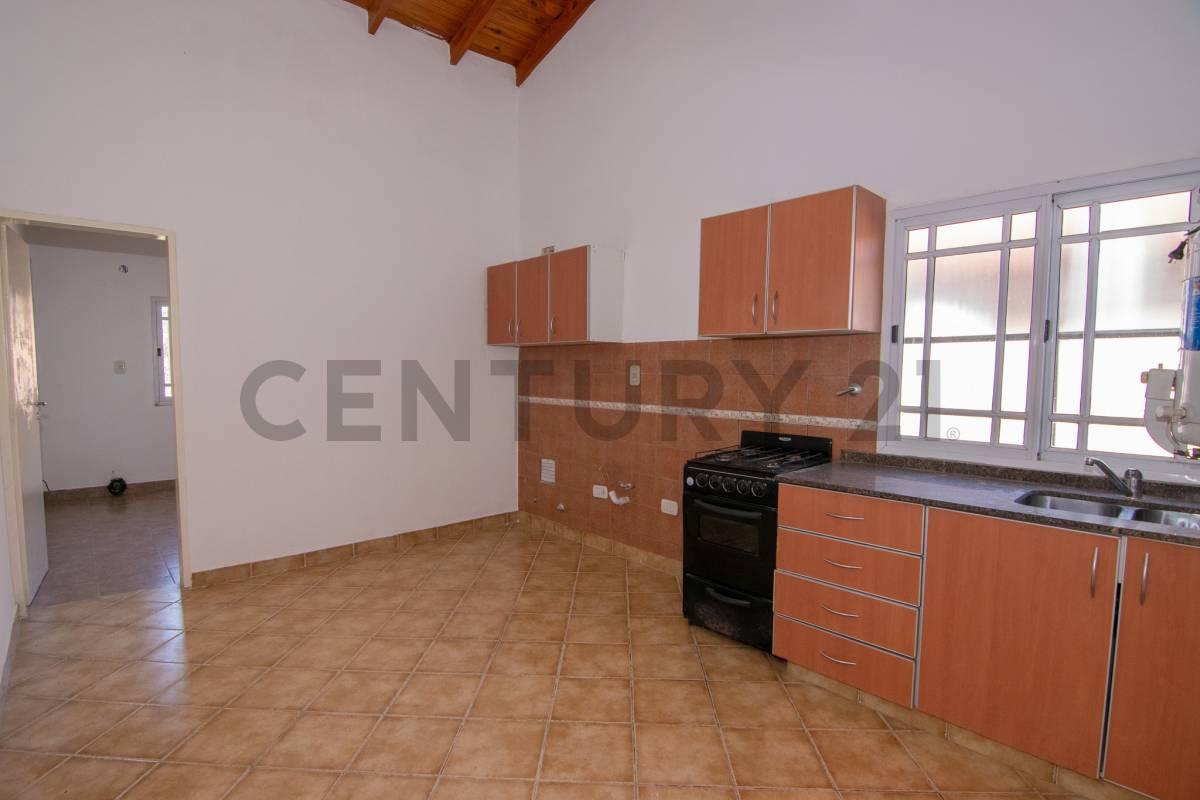 VENTA PH - ACEPTA PERMUTA- VILLA LUZURIAGA EN BLOQUE - INVERSION — foto 1