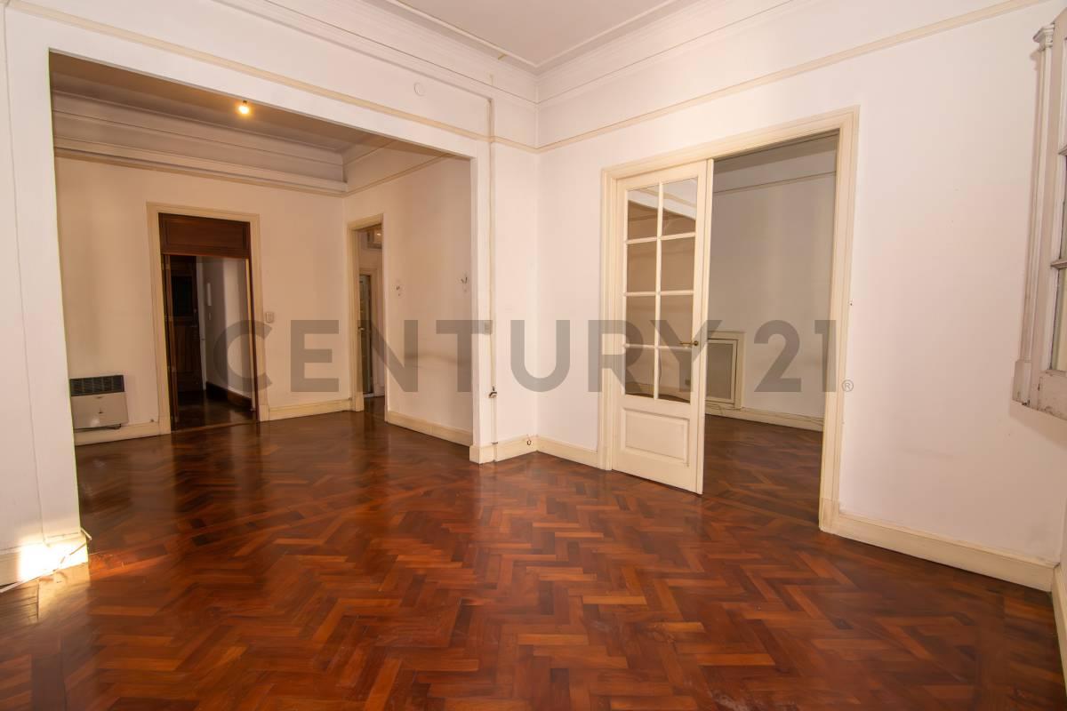 VENTA-PERMUTA DEPARTAMENTO 5 AMBIENTES SUPER LUMINOSO - RECOLETA — foto 1
