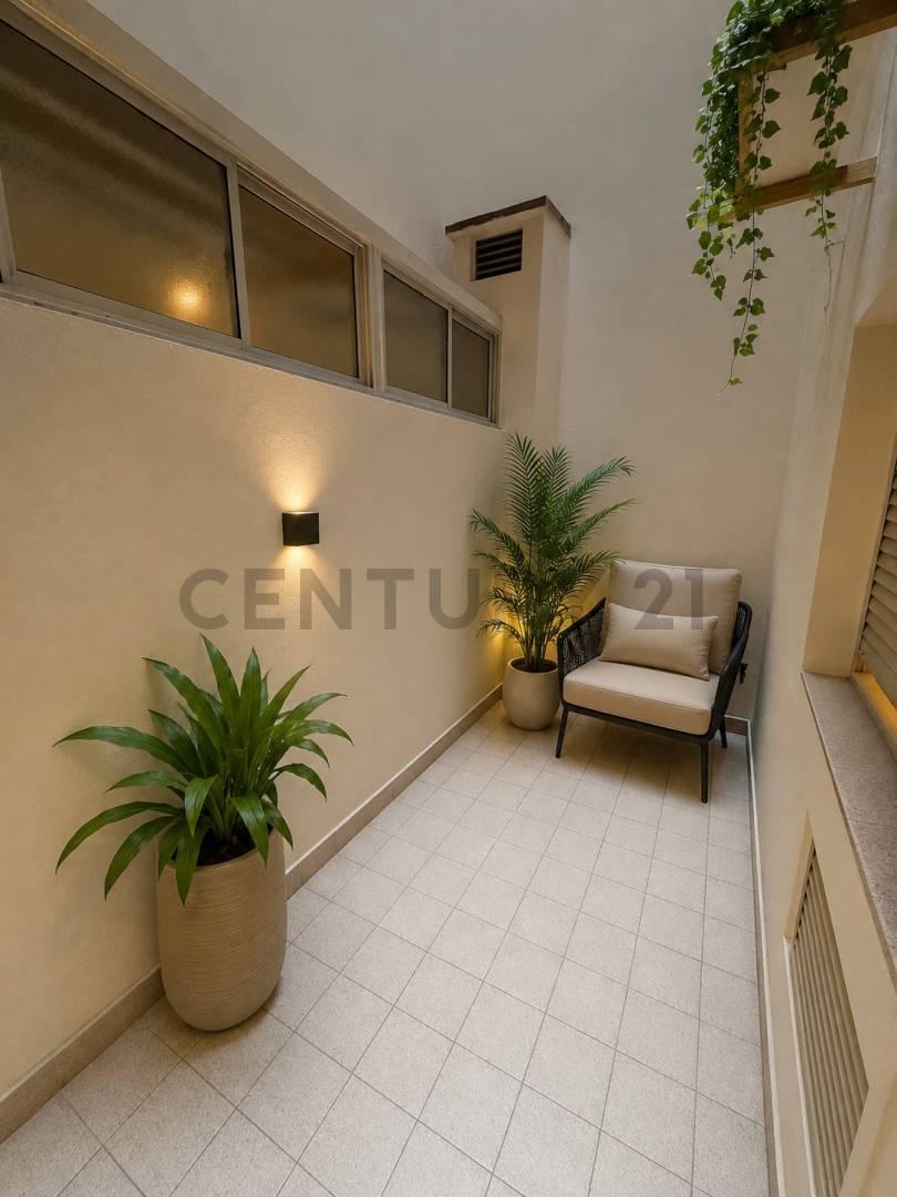 Alquiler 2 ambientes / Recoleta/ Patio/ reciclado a nuevo — foto 1