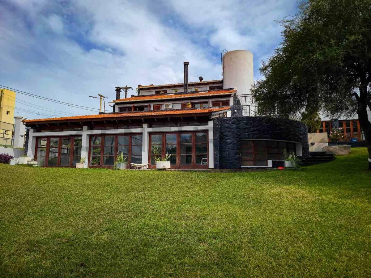 VENTA CASA 4 DORMITORIOS COSTA AZUL — foto 1