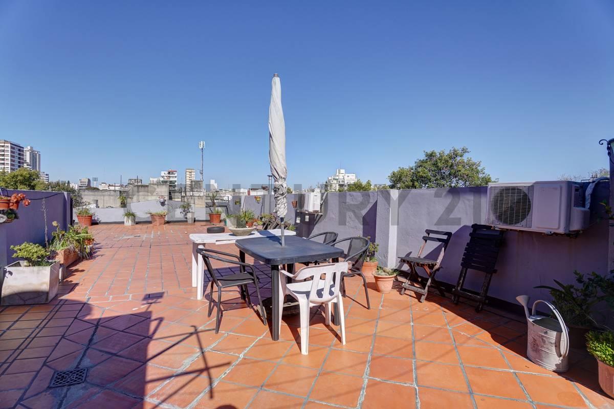 VENTA PH 5 ambientes con terraza propia en Caballito Norte — foto 1