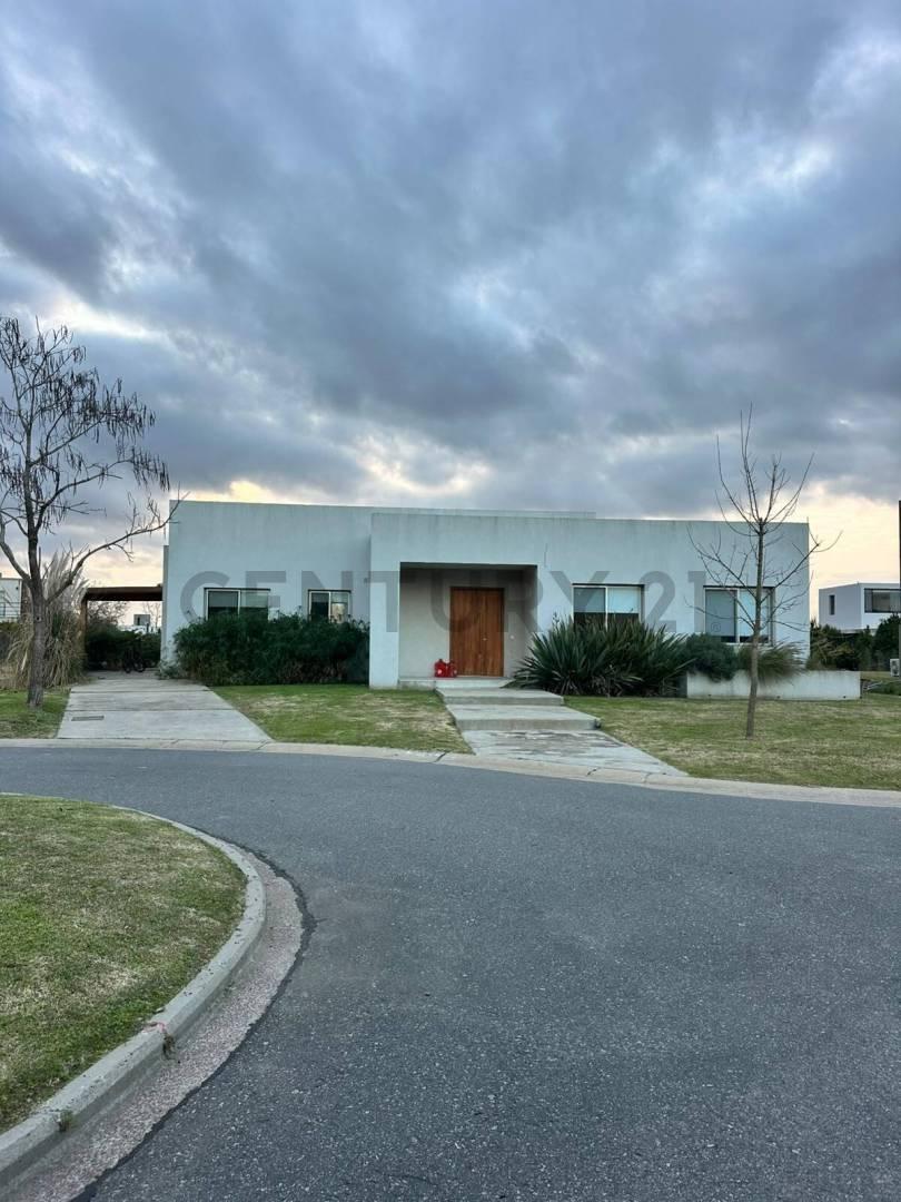 VENTA CASA PUERTOS DEL LAGO -CEIBOS- PB-3 dormitorios — foto 1