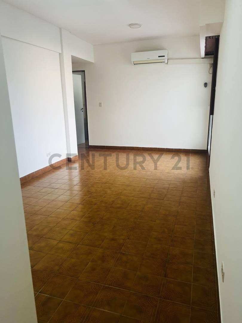 ALQUILER DEPARTAMENTO 2AMB C/LAVADERO FLORESTA — foto 1