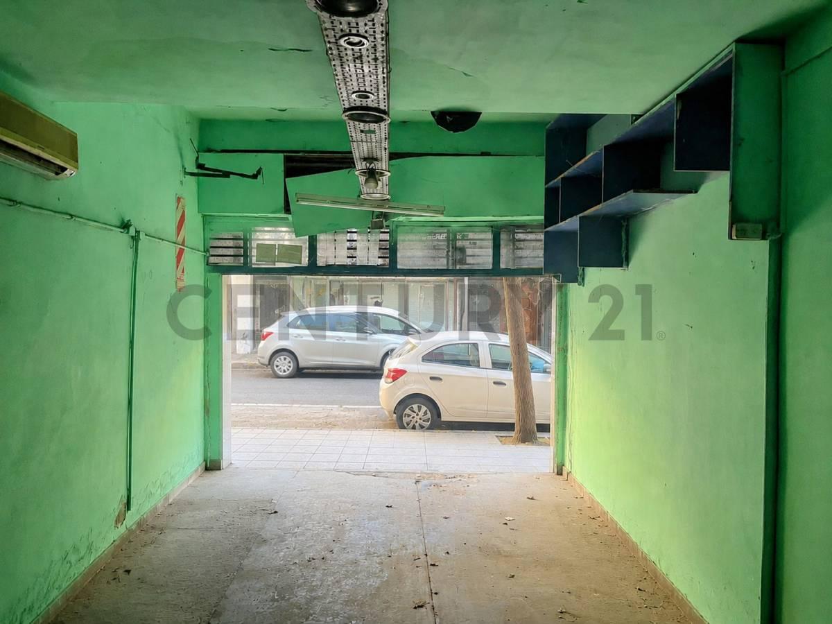 VENTA EN BLOQUE LOCAL, GUARDACOCHE, BAULERA. PALERMO HOLLYWOOD — foto 1