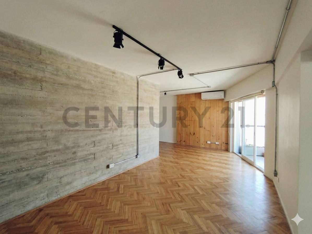 VENTA DEPARTAMENTO 3 AMB RECICLADO CON COCHERA - RETIRO — foto 1