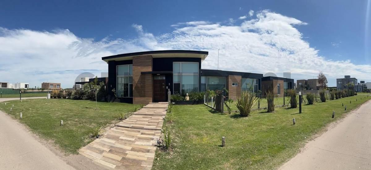 Casa en venta — foto 1