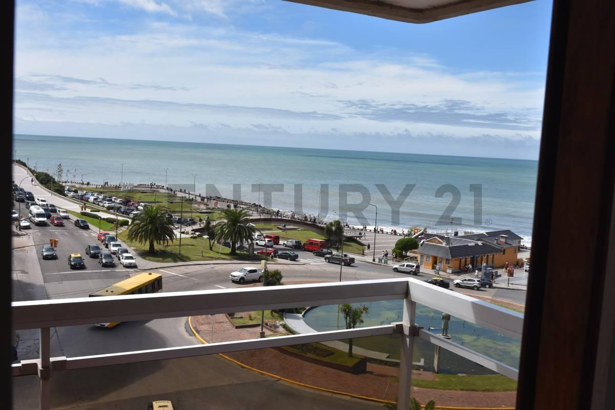 Semipiso de 4 ambientes con dependencia frente al mar zona La Perla — foto 1