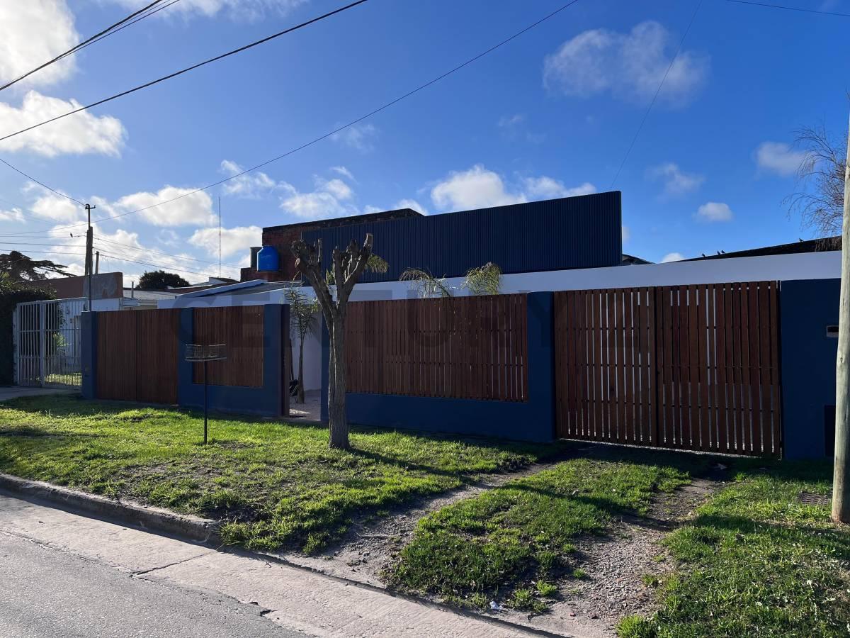 Casa 3 Ambientes con Parque, Pileta y SUM en Los Pinares — foto 1