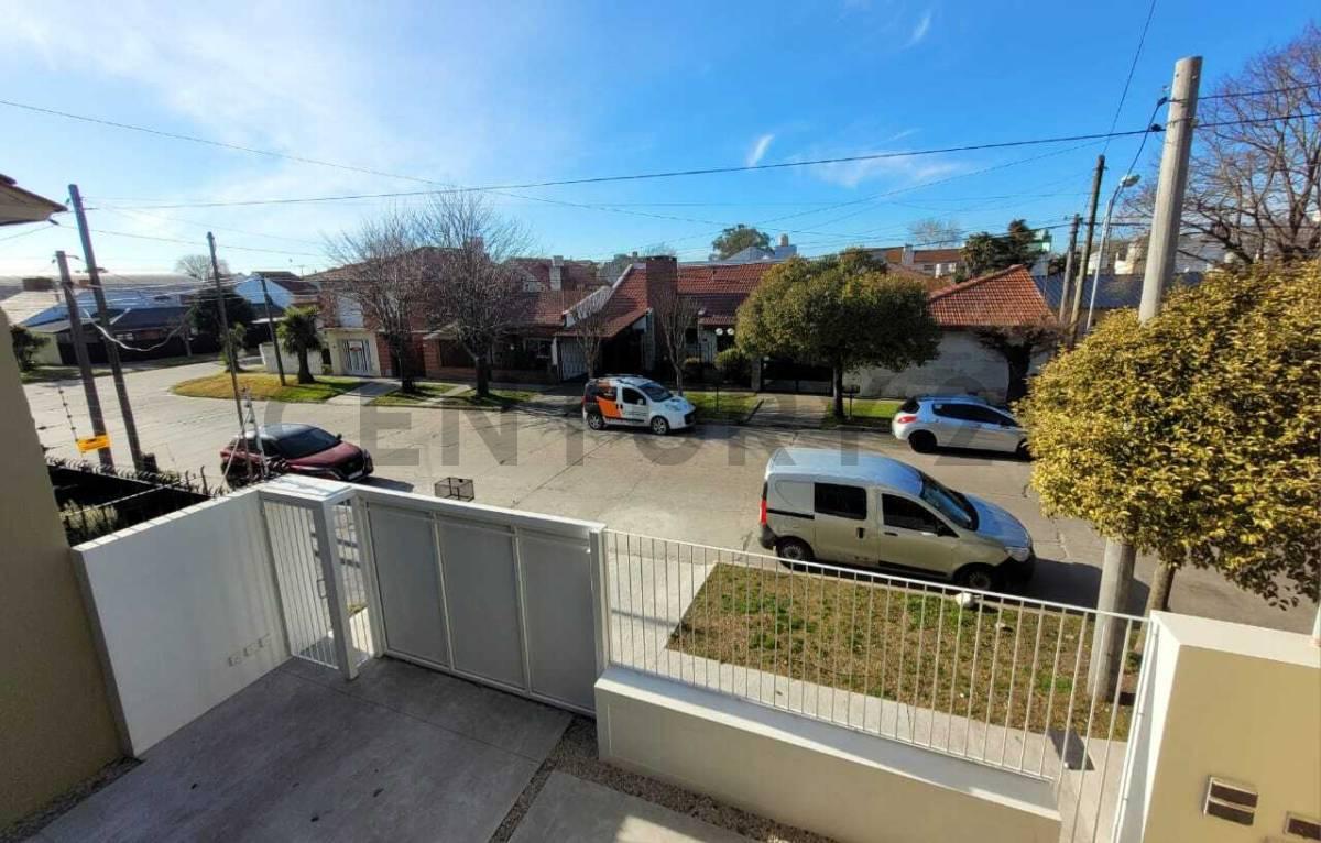 PH 2 AMBIENTES EN DÚPLEX AL FRENTE, VILLA PRIMERA, MAR DEL PLATA — foto 1