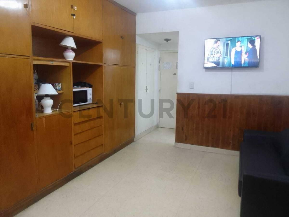 MONOAMBIENTE C/ BALCÓN, PLENO CENTRO — foto 1