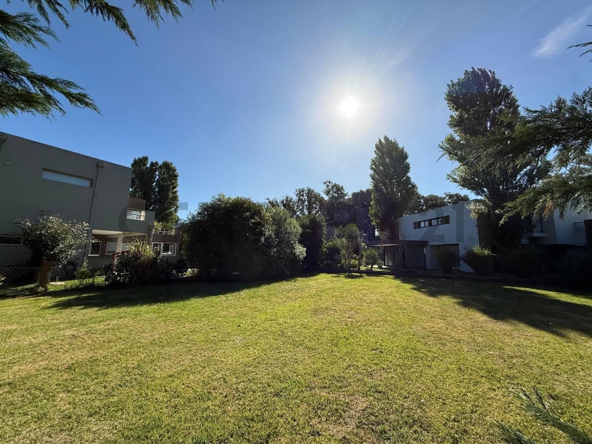 Venta de lote exclusivo en Rumencó – Barrio Los Pinos — foto 1