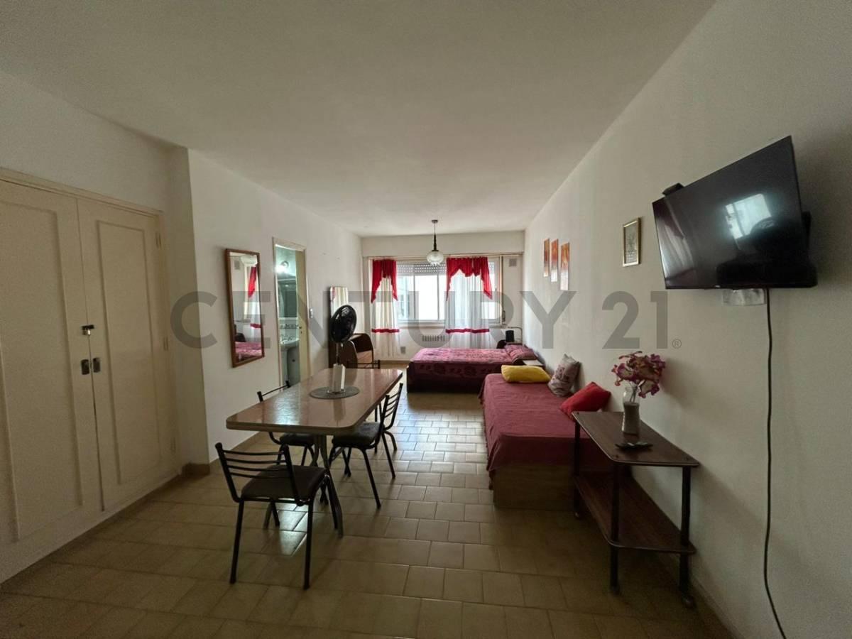 Monoambiente en venta sobre Peatonal San Martín | Mar del Plata — foto 1