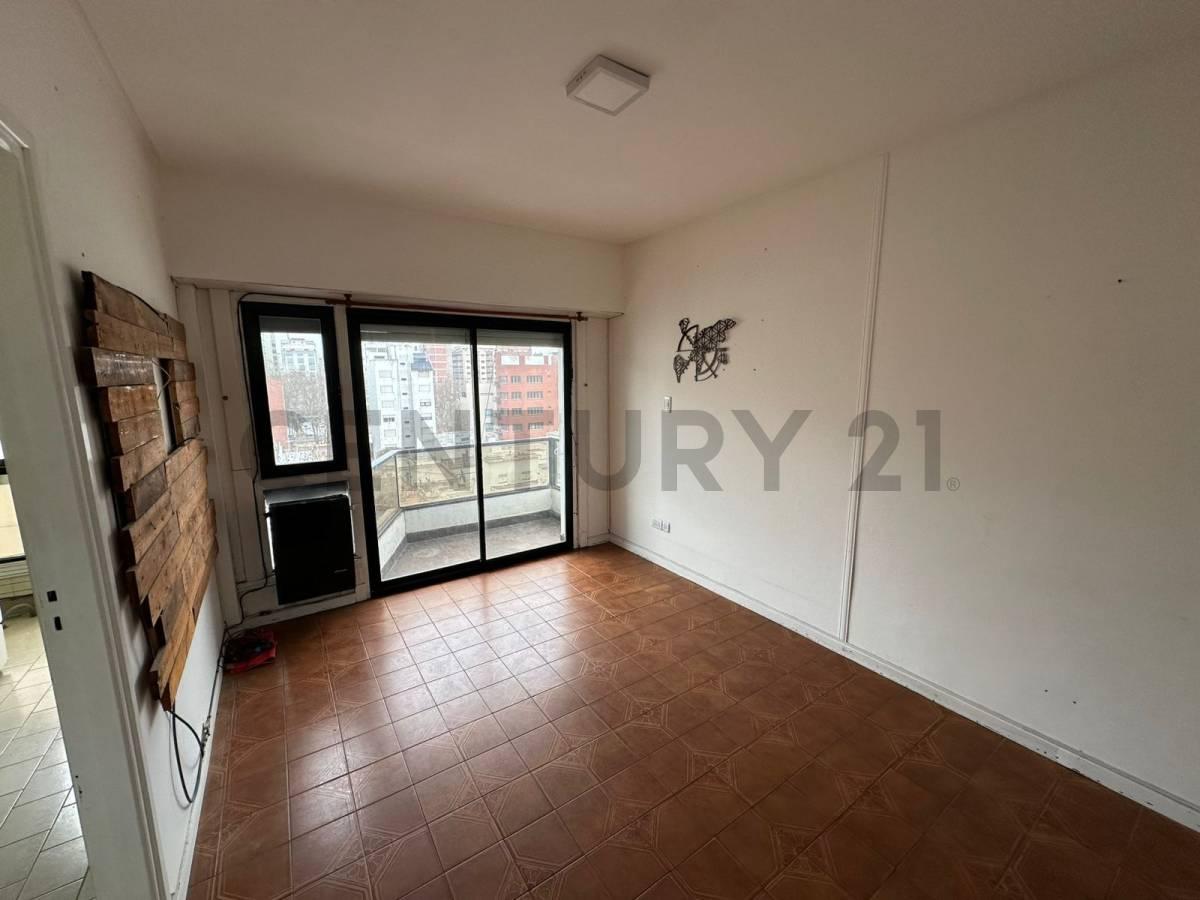 VENTA! Semipiso de 2 ambientes al frente con balcon — foto 1