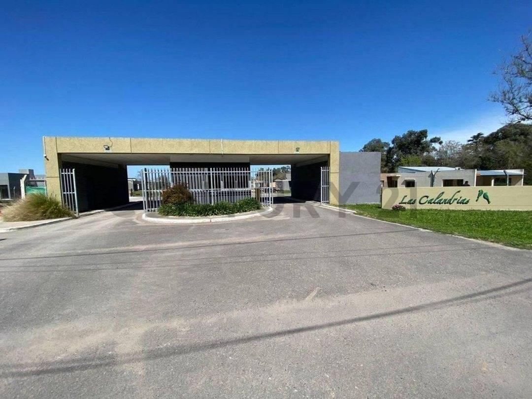 VENTA LOTE BARRIO LAS CALANDRIAS 15.000 + CUOTAS — foto 1