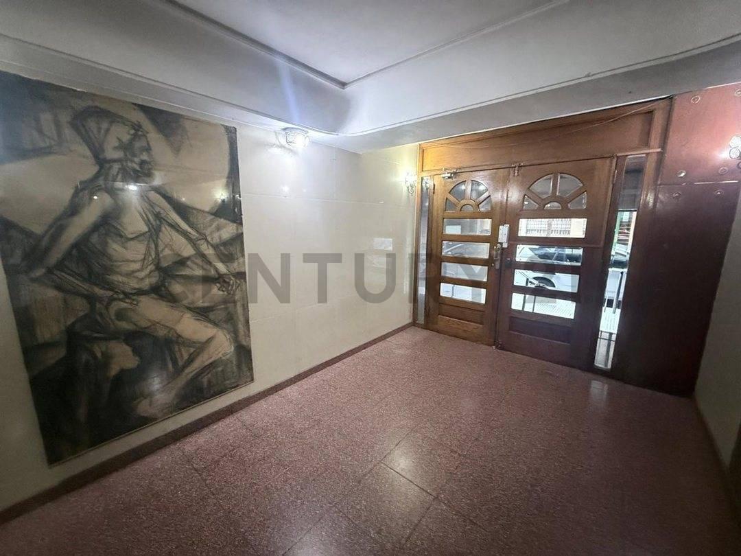 VENTA DEPARTAMENTO DE 2 AMBIENTES EN BALVANERA MUY LUMINOSO PISO 20 — foto 1