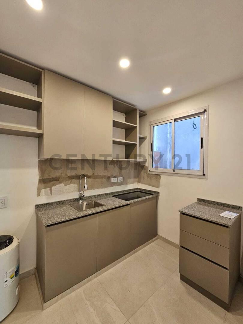 Venta PH 3 ambientes reciclado a nuevo en Almagro — foto 1