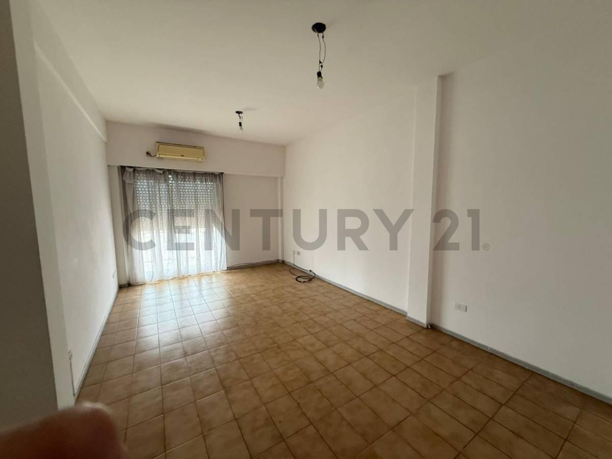 VENTA DEPARTAMENTO 3 AMBIENTES CON BALCON COCHERA SAN MIGUEL CENTRO — foto 1