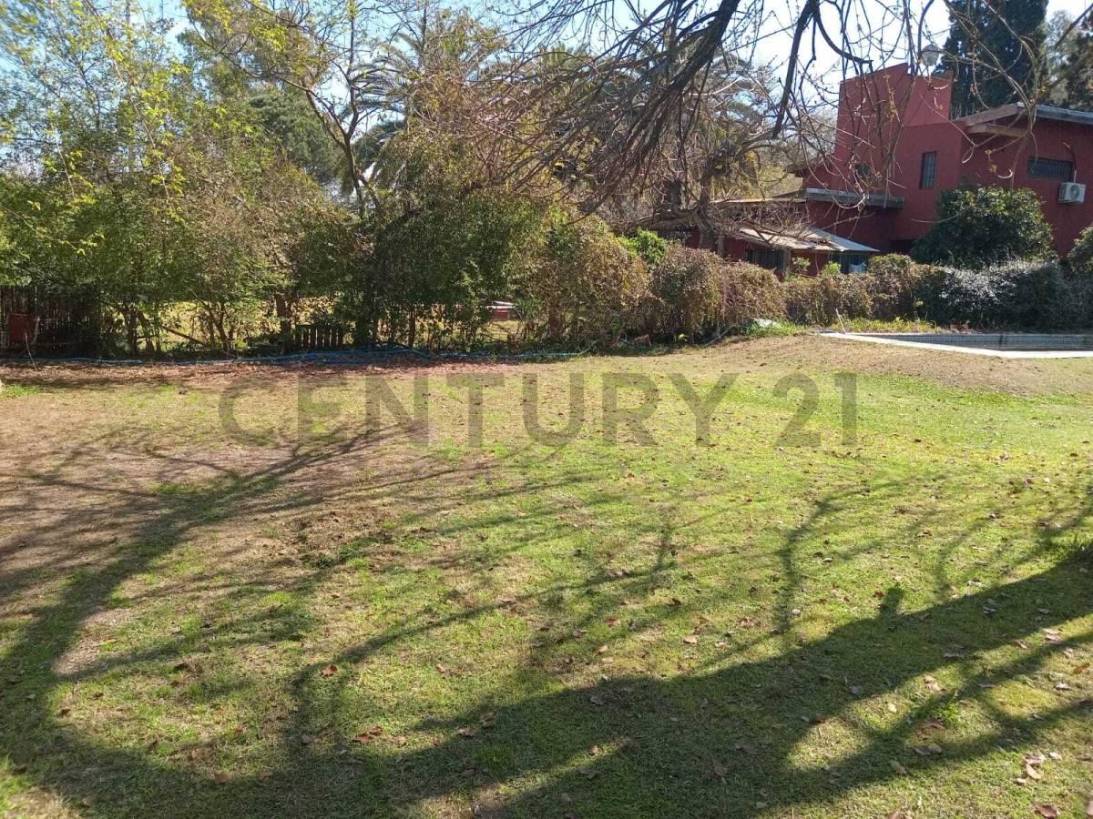 VENTA LOTE CON CASA Y PILETA EN LA BOTA, BENAVÍDEZ — foto 1