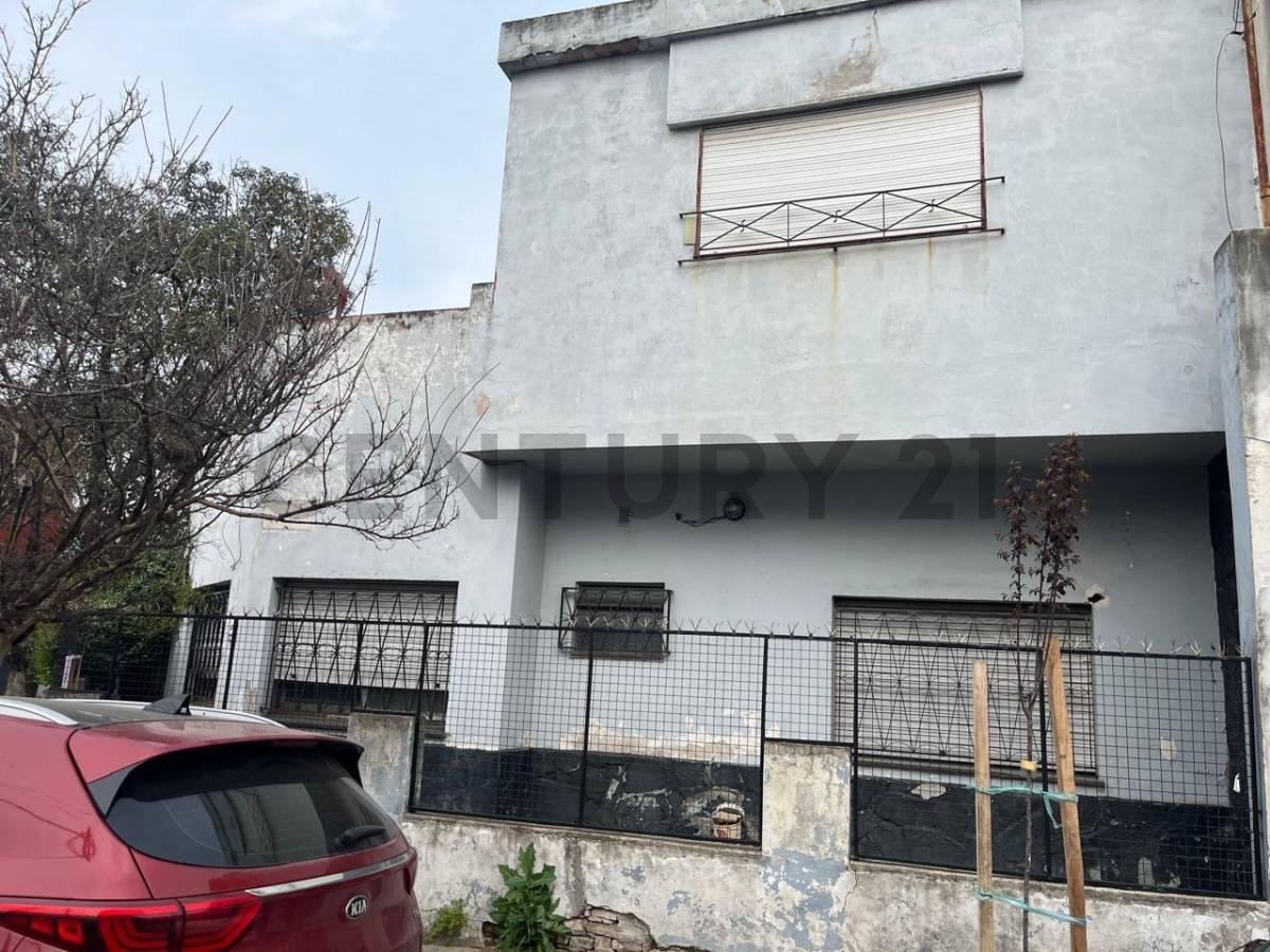 VENTA CASA 3 AMBIENTES EN MATADEROS A RECICLAR — foto 1