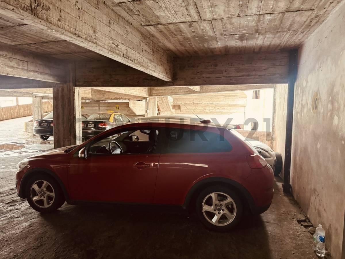 VENTA DE COCHERA ZONA CENTRO — foto 1