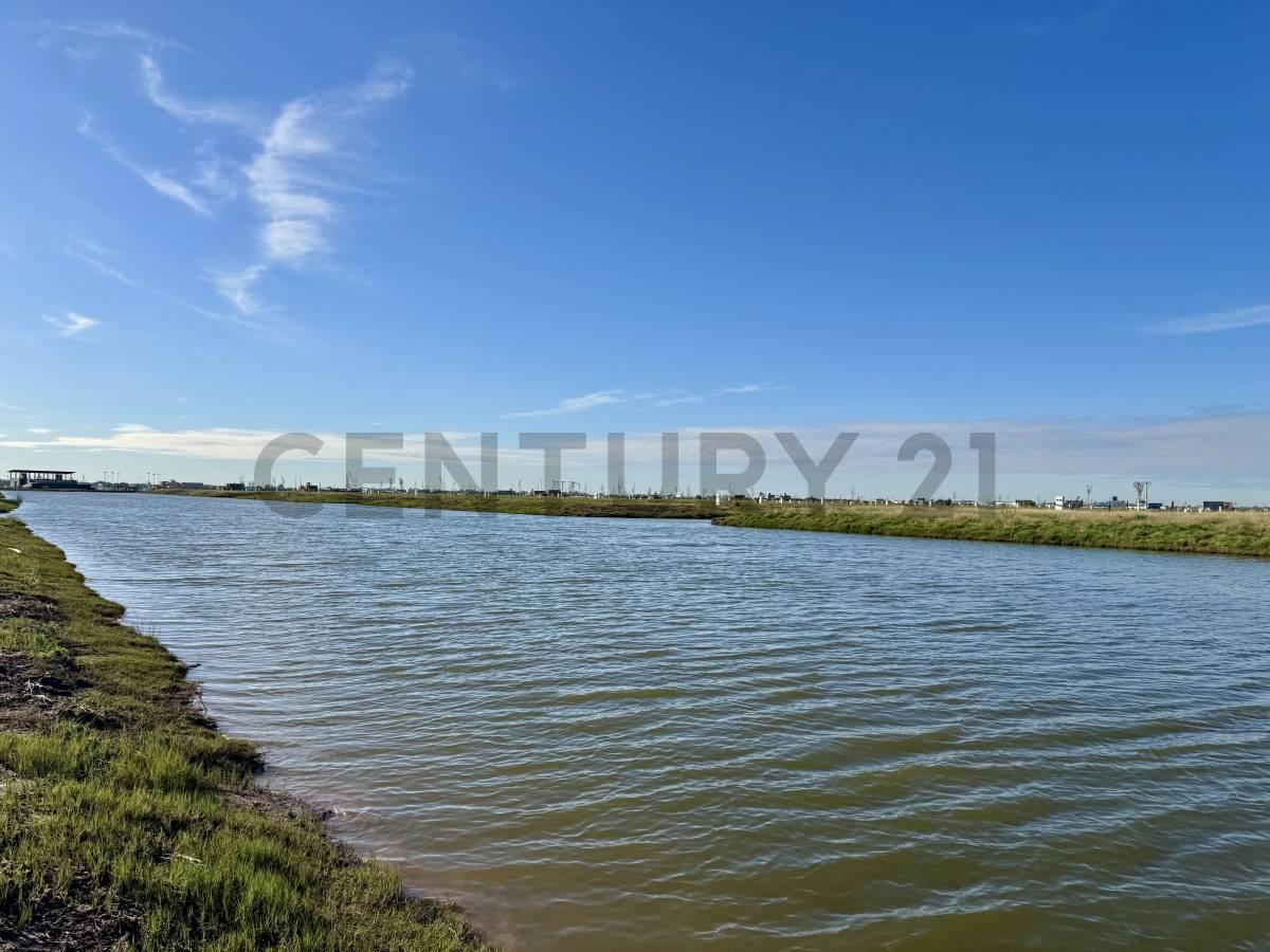 Oportunidad en Funes Lakes: lote de 1.000 metros cuadrados — foto 1