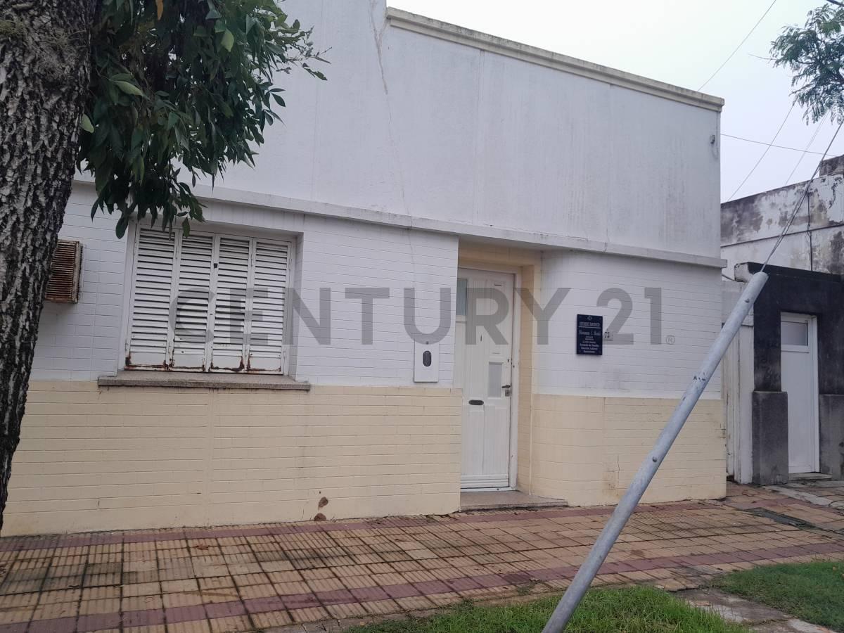 Venta Casa Céntrica 2 Dormitorios- B° 30 de Octubre - Rafaela — foto 1