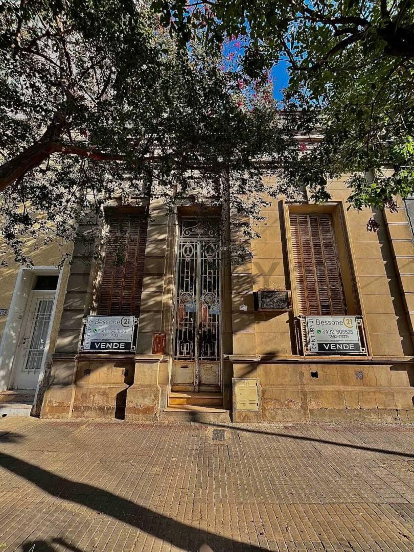 Casa en Venta a Reciclar en Rafaela, barrio Alberdi — foto 1