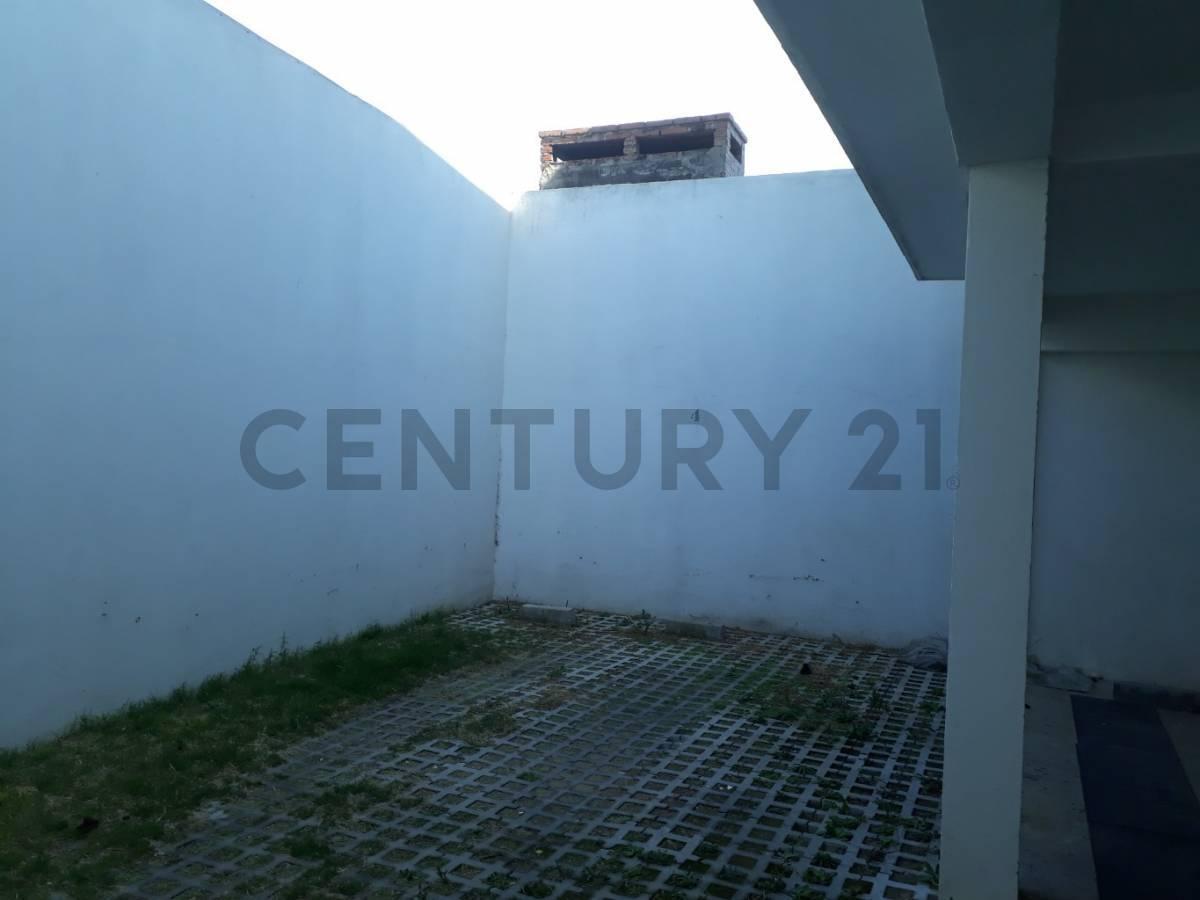 Venta de Cochera en Av. Freyre y Juan de Garay — foto 1