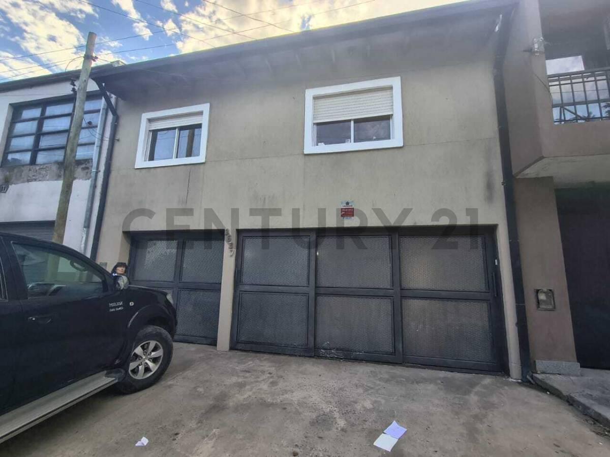 CASA EN VENTA EN HERNANDEZ 2 DORMITORIOS — foto 1
