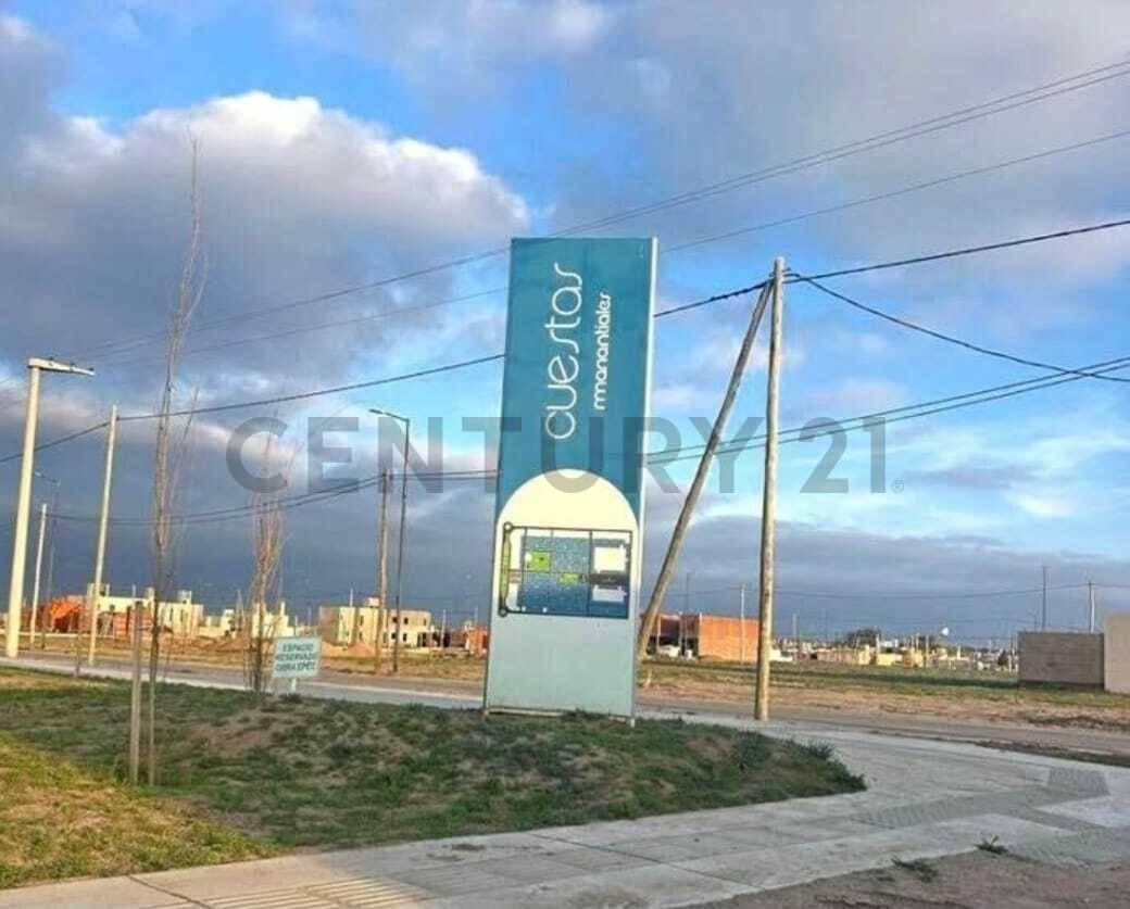 VENTA LOTE CUESTAS DE MANANTIALES APTO DUPEX — foto 1