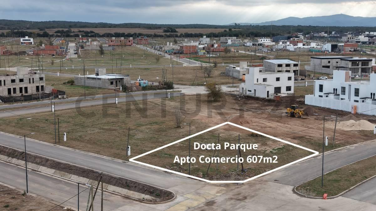 DOCTA PARQUE | LOTE ESQUINA 607 m² | APTO COMERCIO — foto 1