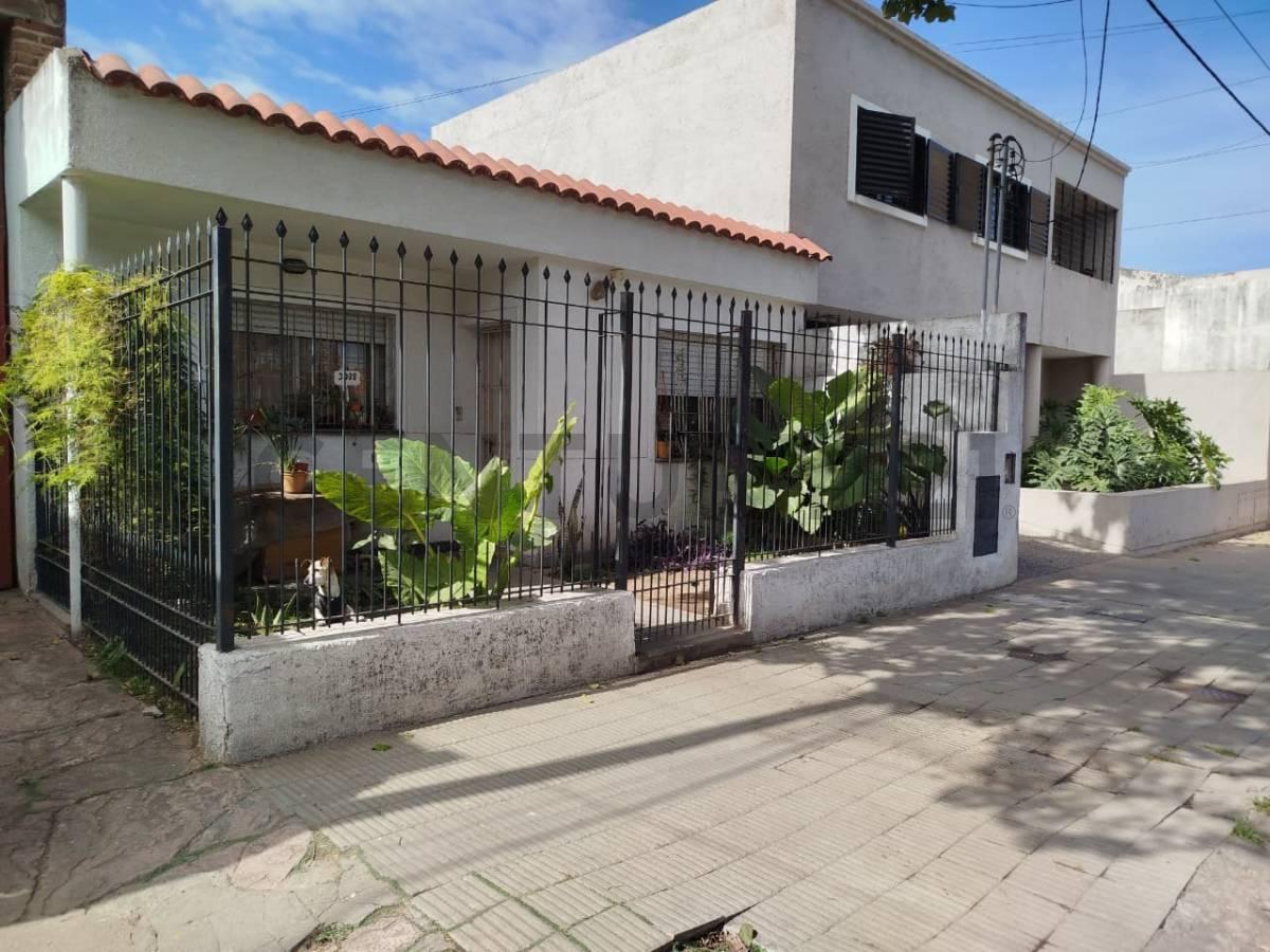 Oportunidad Inversión - Casa + Galpón 7 Cocheras - Alta Córdoba — foto 1