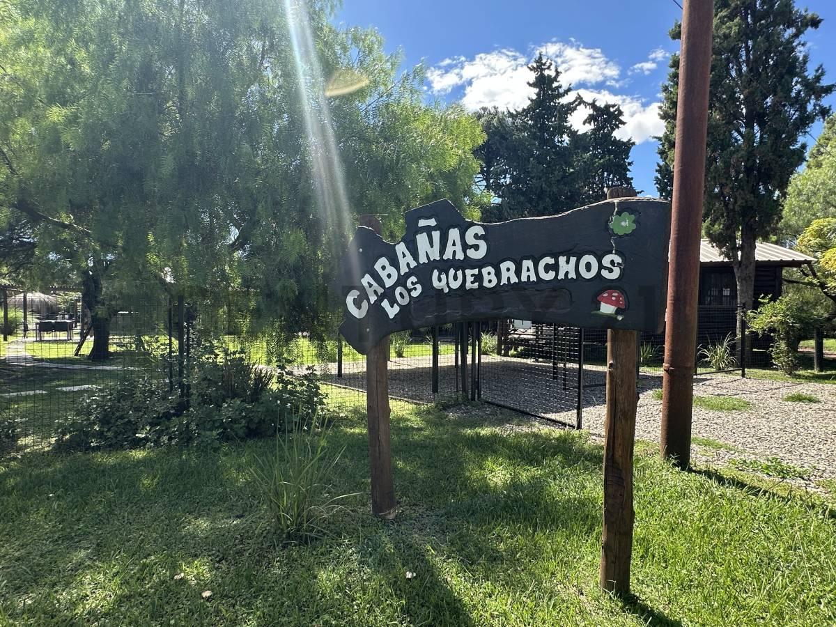 OPORTUNIDAD COMPLEJO DE 5 CABAÑAS EN VILLA DEL DIQUE A MTS DEL LAGO ! — foto 1