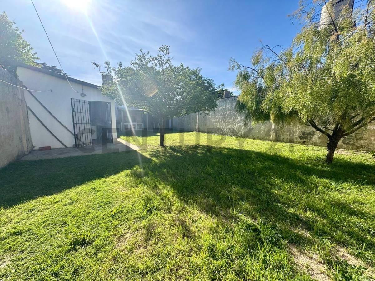 2 Departamentos en venta con cochera y parque Santa Teresita — foto 1