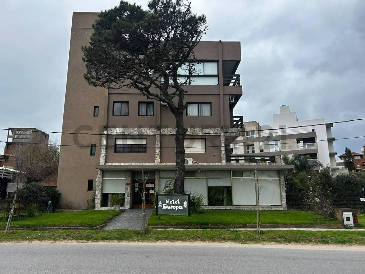 Hotel a la Venta en Mar de Ostende a metros del mar — foto 1