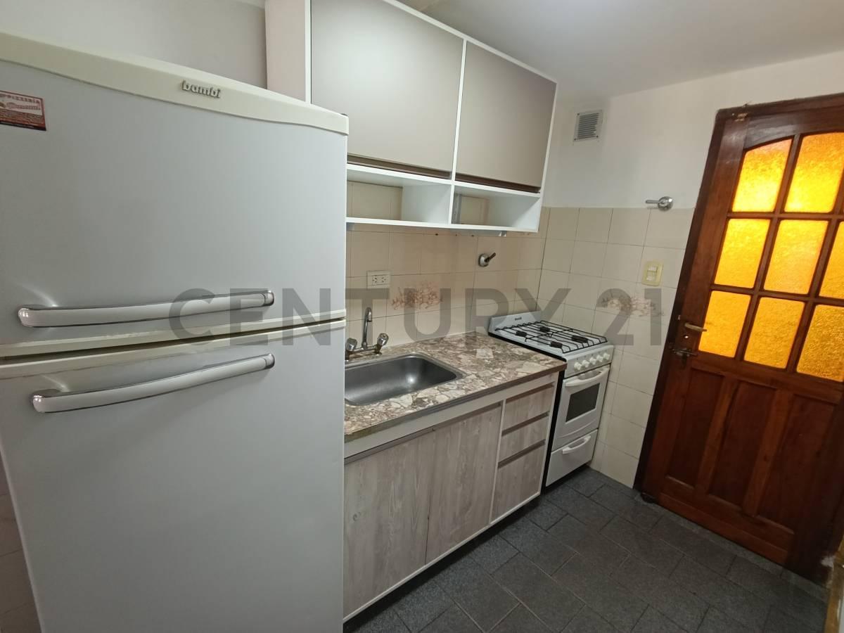 Venta de Complejo 3 Unidades con gas natural pleno centro de Las Toninas — foto 1