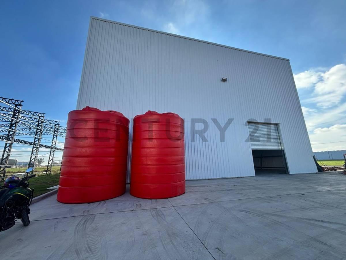 ALQUILER - NAVE INDUSTRIAL - PIR MORENO - EXCELENTE ACCESO 1175mt² — foto 1