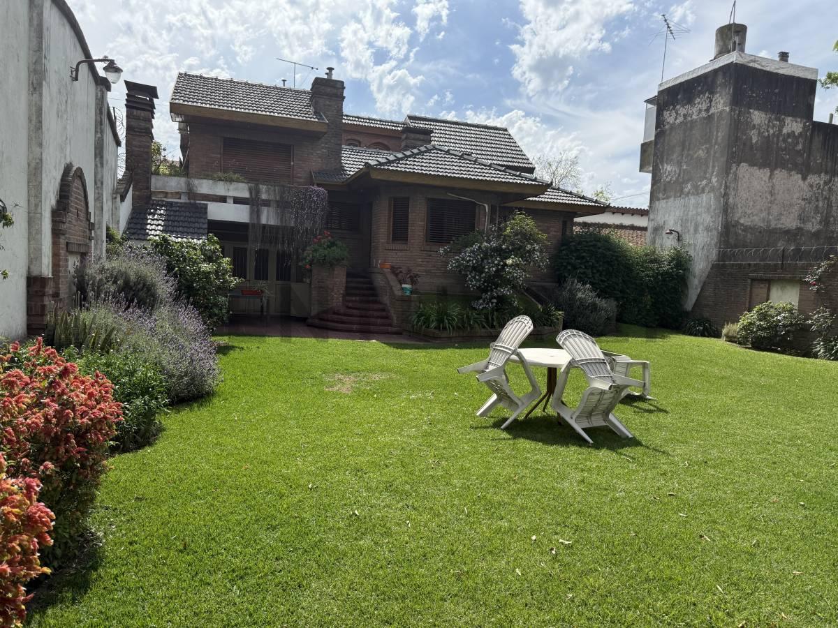 VENTA CASA 6 AMBIENTES EN SAN MIGUEL (TOMA PERMUTA MENOR) – APTA CREDITO – IDEAL DESARROLLO — foto 1