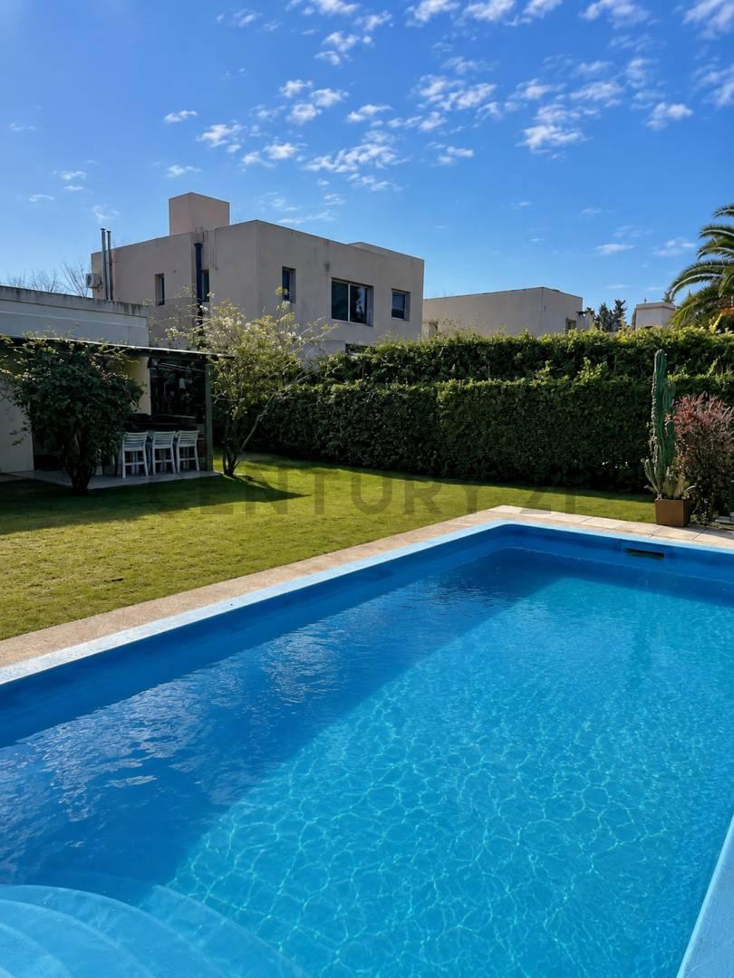 Casa 4 Ambientes- Apta Credito -Barrio Cerrado Santa María de los Olivos |Todo en Una Planta | Lote de 532 m² | Jardín con — foto 1