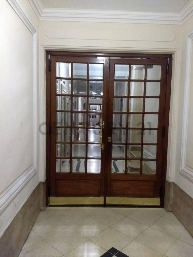 VENTA MONOAMBIENTE EN SAN TELMO APTO CREDITO MUY LUMINOSO — foto 1