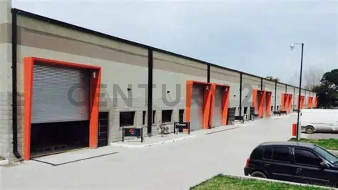 DEPOSITO EN MICROPARQUE INDUSTRIAL NOGALIS — foto 1