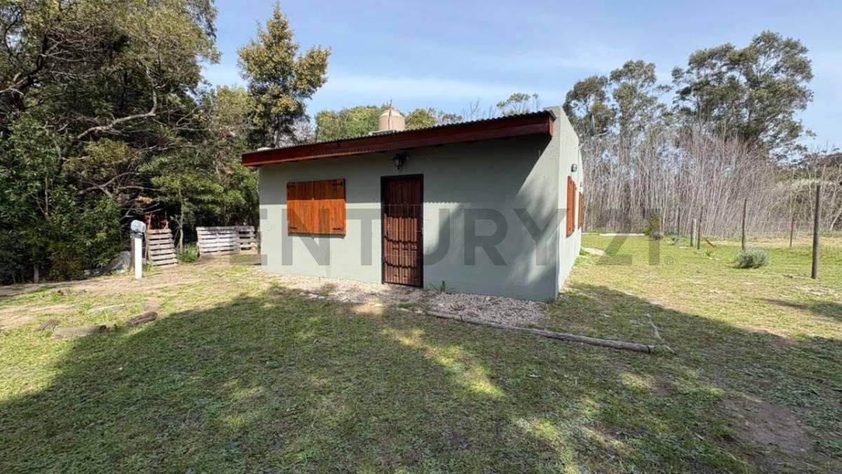 Casa de dos ambientes con jardín, Santa Isabel, Mar del Plata. — foto 1