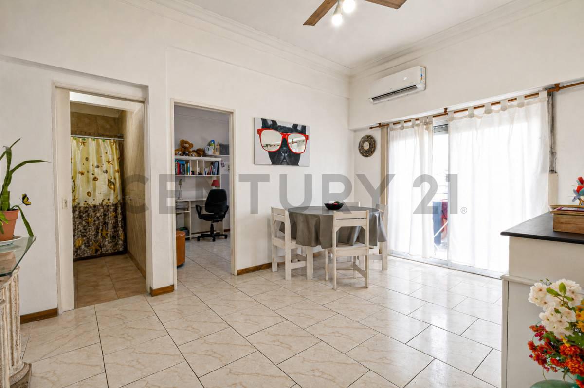 VENTA PH TRES AMBIENTES LINIERS — foto 1