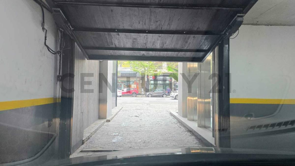 Cochera fija, Acceso por rampa, Seguridad 24 hs — foto 1