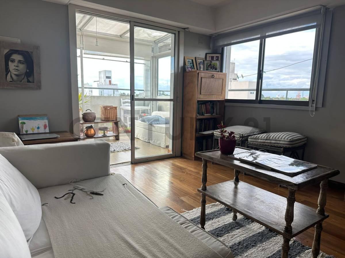Departamento de 1 dormitorio con cochera balcon terraza parrilla luminoso — foto 1